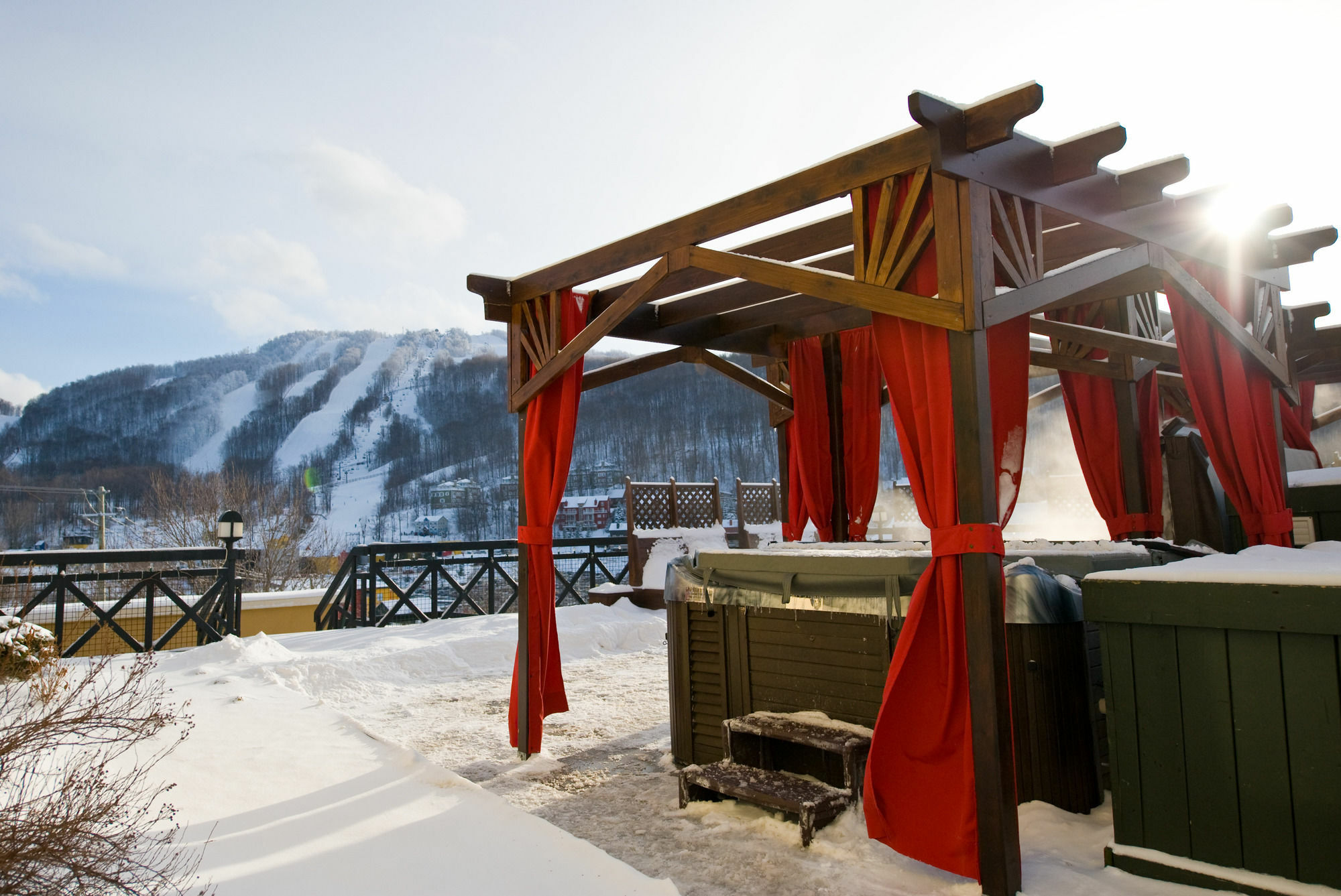Hotel Chateau Бромон Экстерьер фото